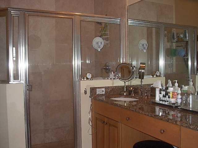 240 Northeast 69th Circle Boca Raton, FL 33487 - Photo 7 of 10 tv8