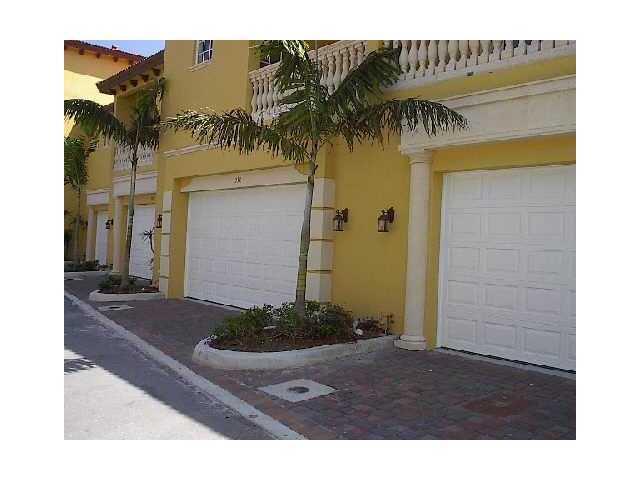 240 Northeast 69th Circle Boca Raton, FL 33487 - Photo 9 of 10 tv7