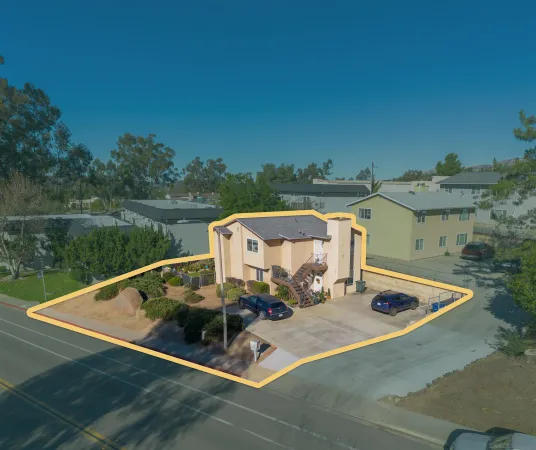 $929,000 | 1960 Arnold Way, Alpine, CA 91901