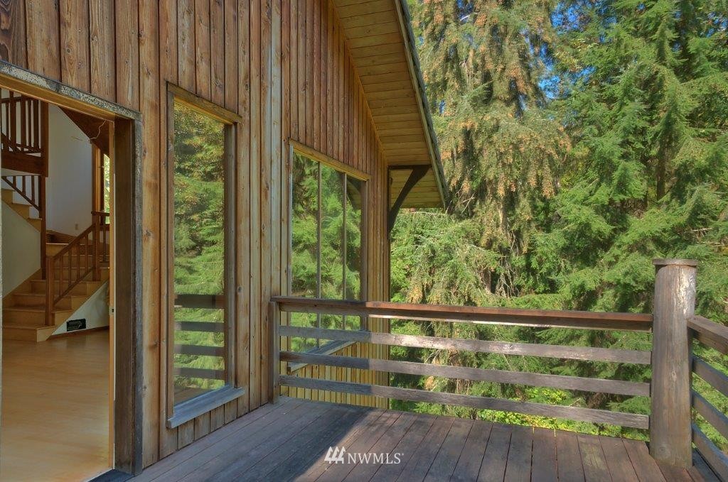 591 Embody Road Port Ludlow, WA 98365 - Photo 4 of 25