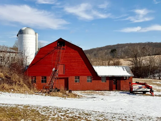 a view of a car in front of house