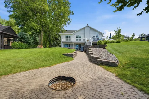 $1,100,000 | 11646 Indian Beach Road, Spicer, MN 56288