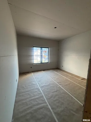 $749,900 | 316 Linda Lane, Riverdale, IA 52722