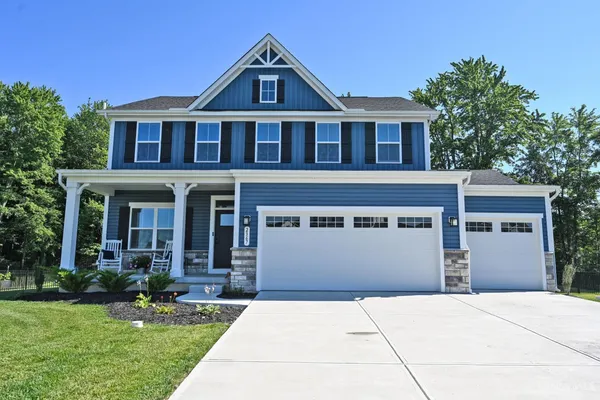 $550,000 | 2367 Silverspring Walk, Batavia, OH 45103