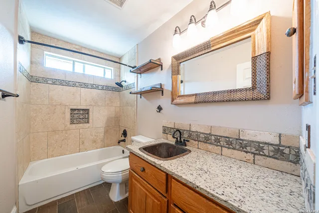 $2,300 | 3625 Sumter Glade, Schertz, TX 78154