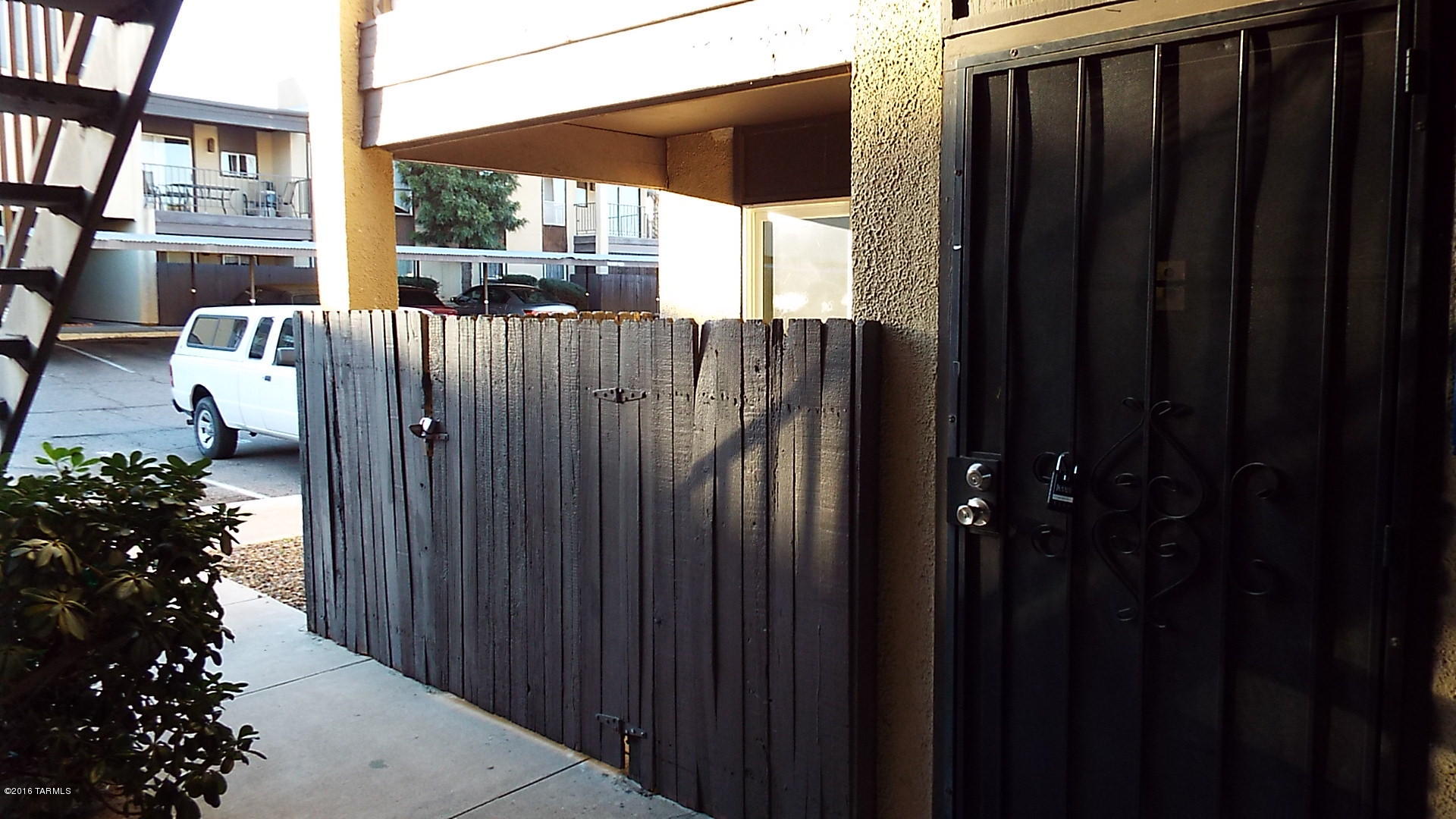 1620 North Wilmot Road, Unit P181 Tucson, AZ 85712 - Photo 3 of 15