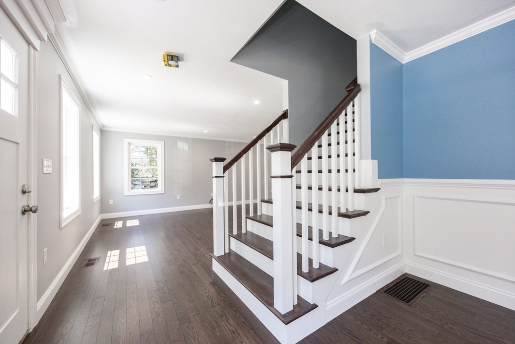 122 Canal Street Blackstone, MA 01504 - Photo 8 of 39