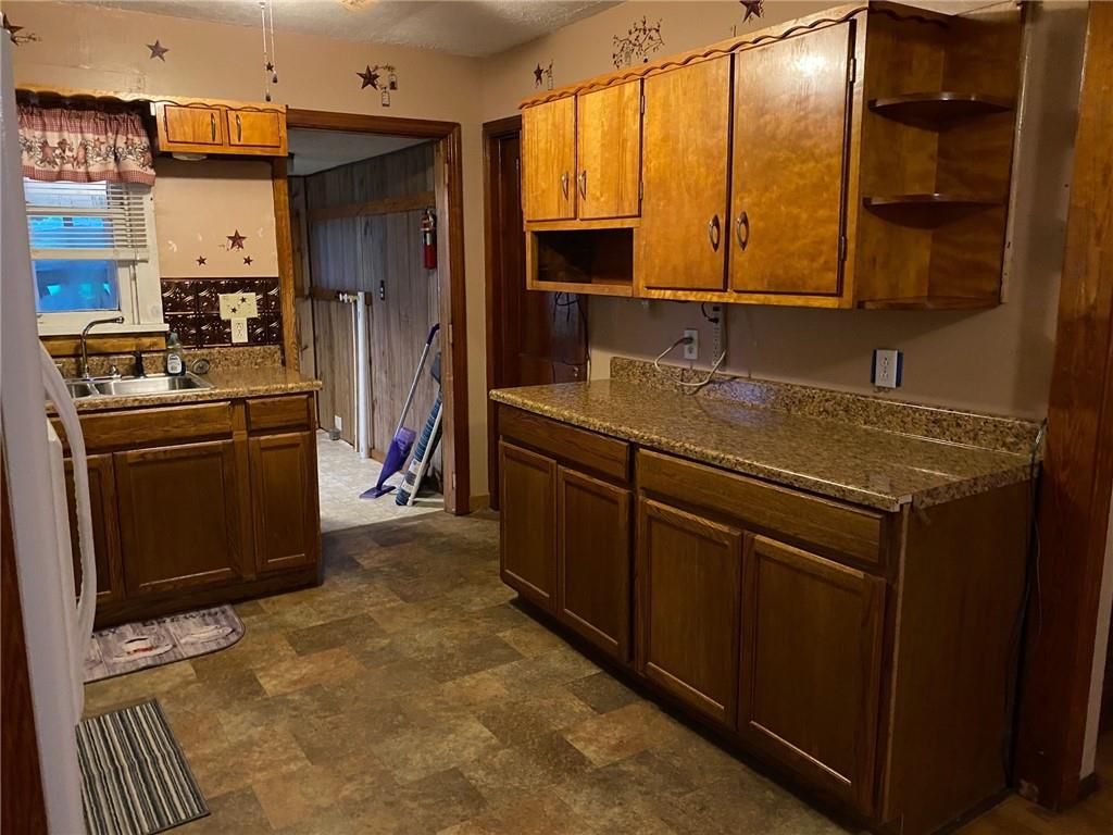 917 New Castle Road Slippery Rock, PA 16057 - Photo 9 of 18 Gallery Image 9