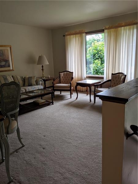 306 Teakwood Road Butler, PA 16001 - Photo 3 of 19 Gallery Image 3