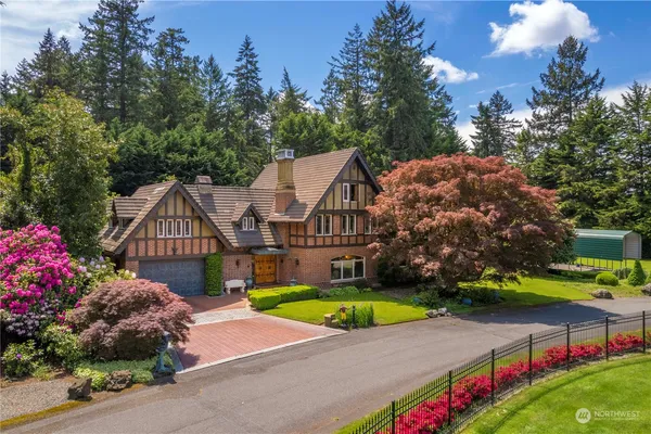$2,499,000 | 4 Thornewood Lane Southwest, Lakewood, WA 98498