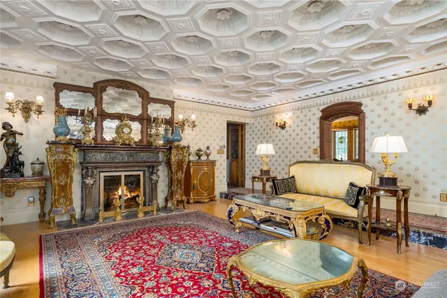 $2,480,000 | 4 Thornewood Lane Southwest, Lakewood, WA 98498