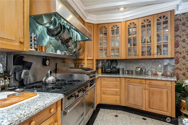 $2,480,000 | 4 Thornewood Lane Southwest, Lakewood, WA 98498