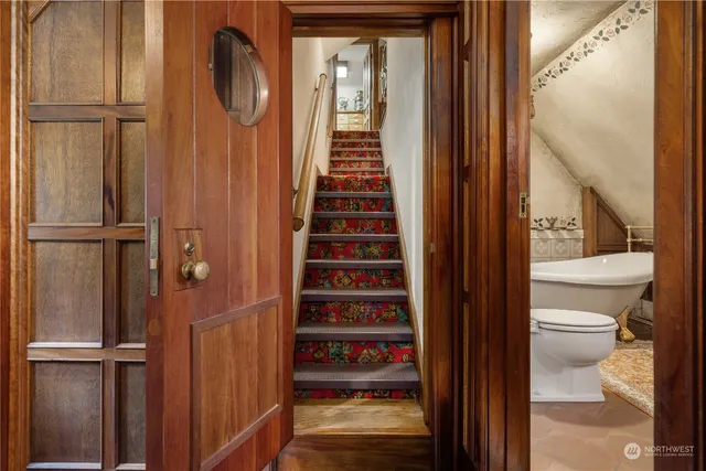 $2,480,000 | 4 Thornewood Lane Southwest, Lakewood, WA 98498