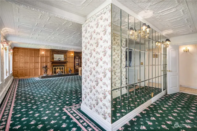 $2,480,000 | 4 Thornewood Lane Southwest, Lakewood, WA 98498