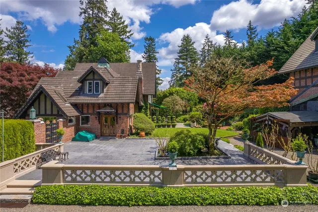 $2,480,000 | 4 Thornewood Lane Southwest, Lakewood, WA 98498