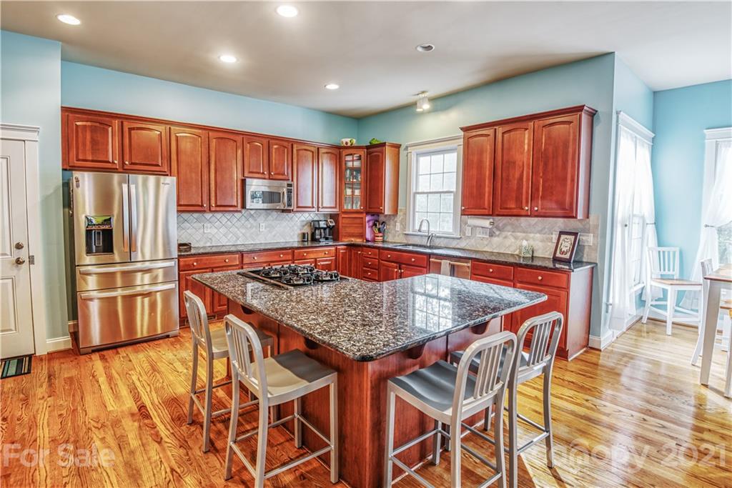 225 Mills Lane Fort Mill, SC 29708 - Photo 13 of 45 Gallery Image 13