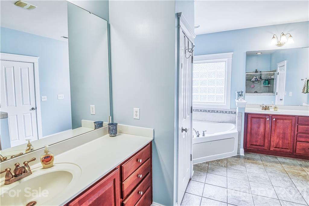 225 Mills Lane Fort Mill, SC 29708 - Photo 22 of 45 Gallery Image 22