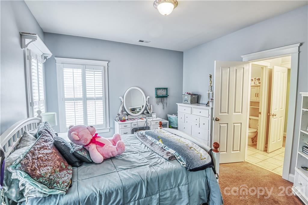 225 Mills Lane Fort Mill, SC 29708 - Photo 24 of 45 Gallery Image 24