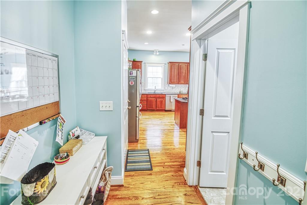 225 Mills Lane Fort Mill, SC 29708 - Photo 10 of 45 Gallery Image 10