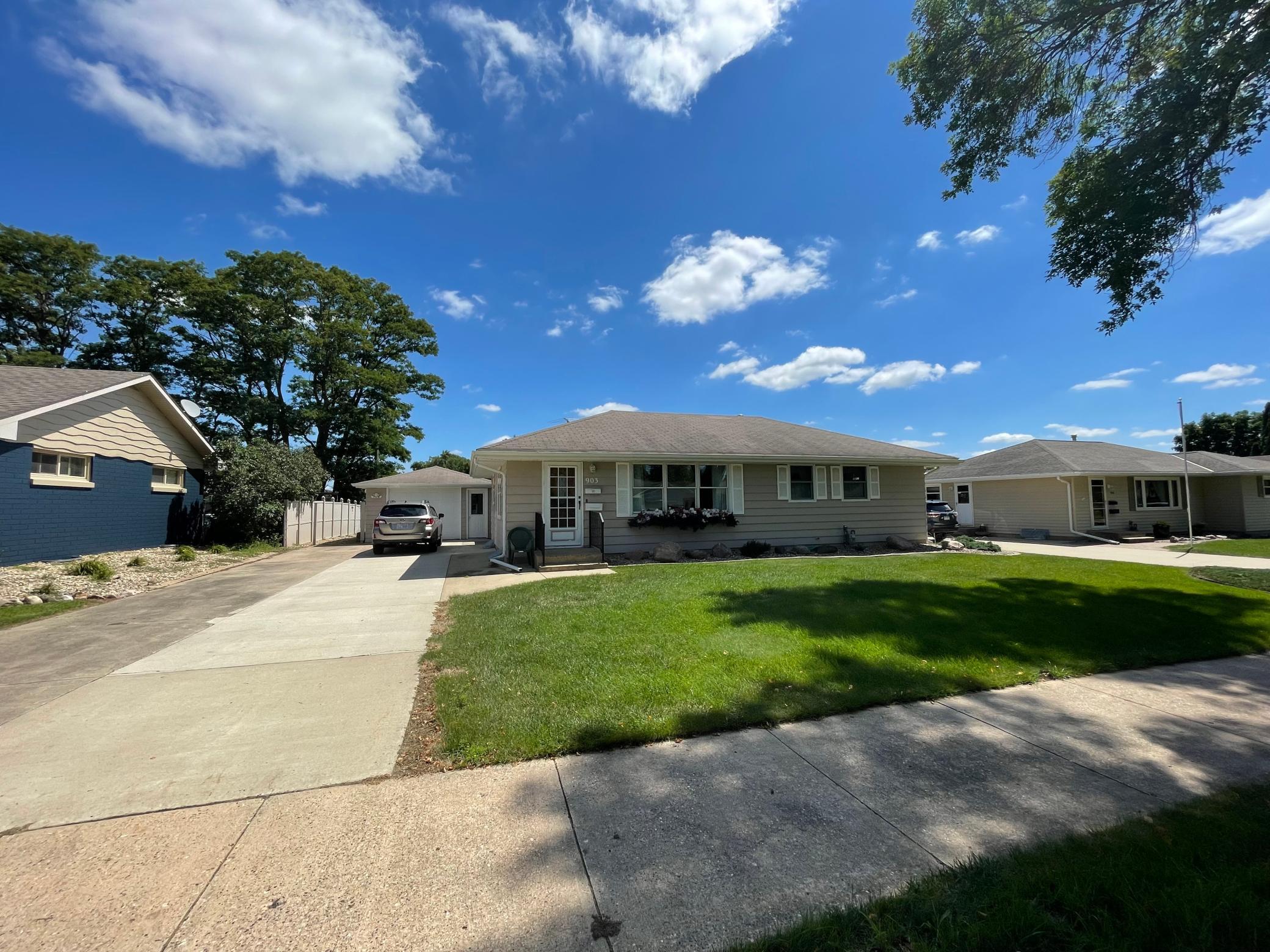 903 15th Street Southwest Austin, MN 55912 - Photo 1 of 1 Gallery Image 1