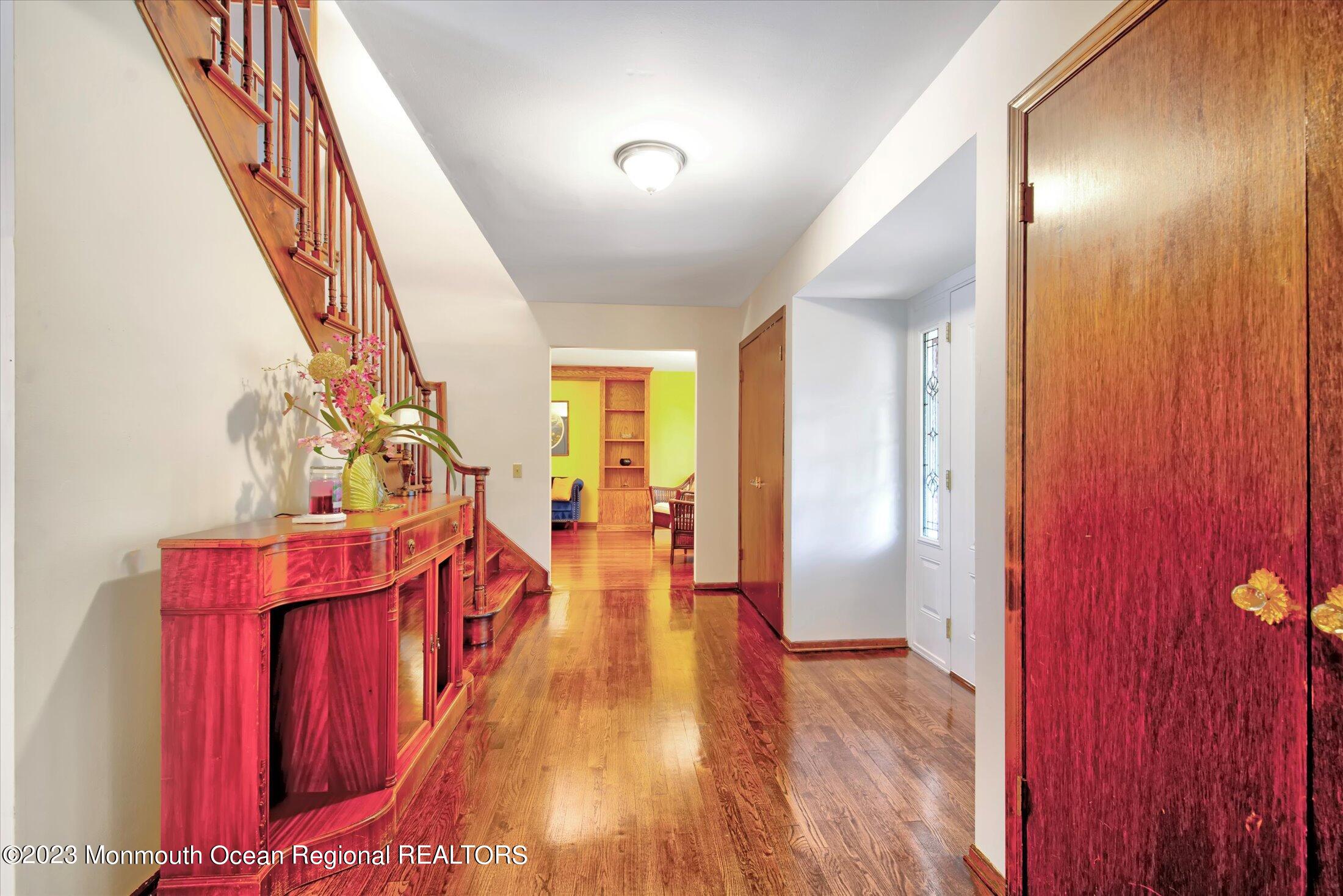 2 Apollo Road Manalapan, NJ 07726 - Photo 4 of 25 04-FOYER