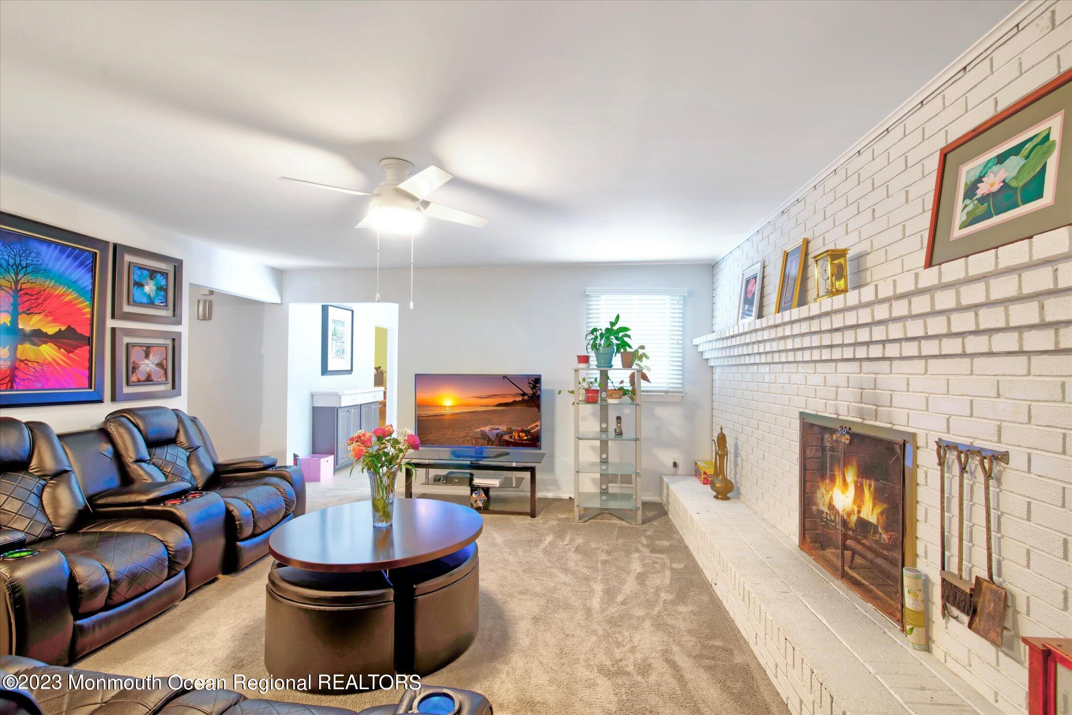 2 Apollo Road Manalapan, NJ 07726 - Photo 8 of 25 09-FAMILY ROOM