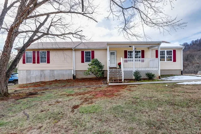 $440,000 | 150 Terrapin Station Lane, Monroe, VA 24574
