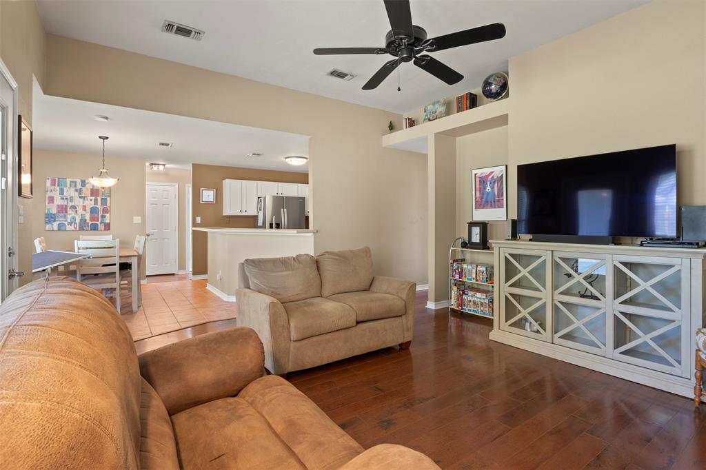 933 Calder Street Howe, TX 75459 - Photo 2 of 25 Gallery Image 2