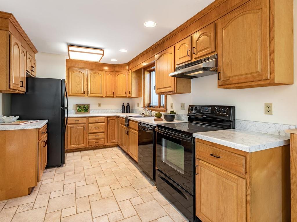31 Venner Road Arlington, MA 02476 - Photo 14 of 36 Gallery Image 14
