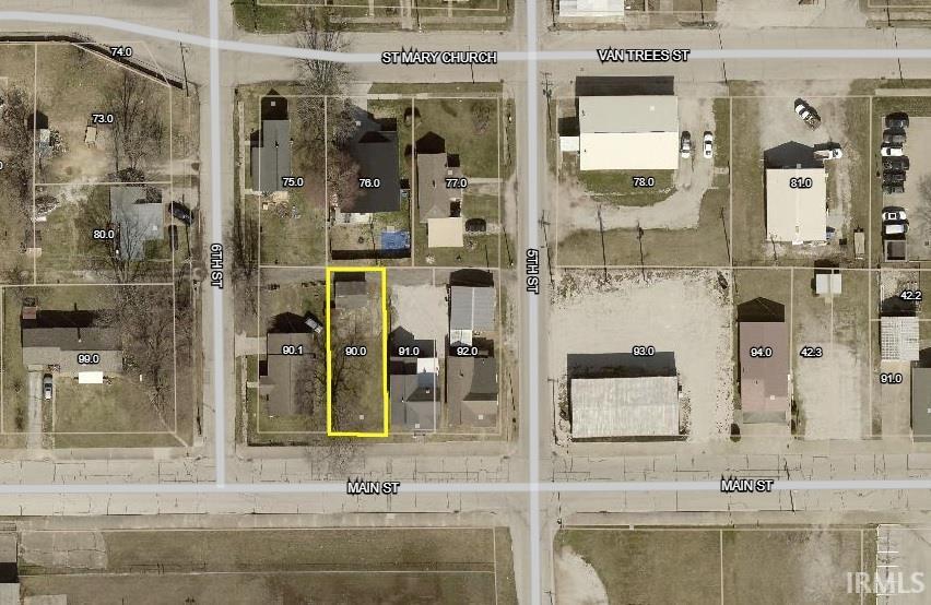 504 West Main Street Washington, IN 47501 - Photo 2 of 3