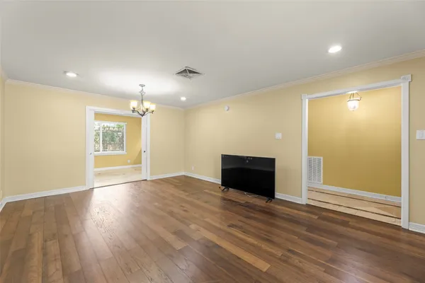 $455,000 | 7722 Richmond Avenue, Houston, TX 77063