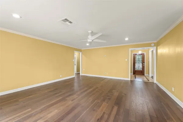 $455,000 | 7722 Richmond Avenue, Houston, TX 77063