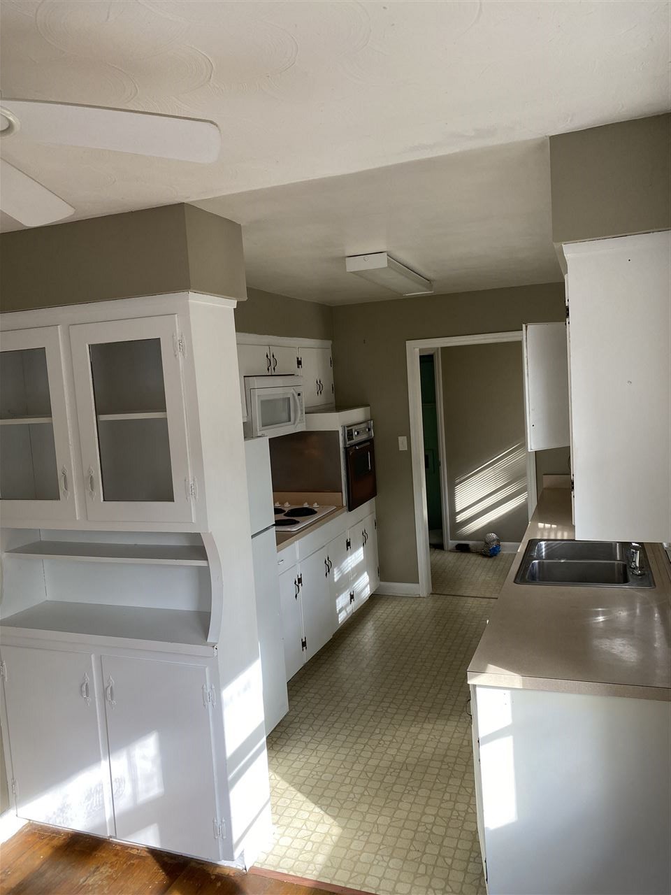 120 West Victoria Road Spartanburg, SC 29301 - Photo 5 of 15 Gallery Image 5