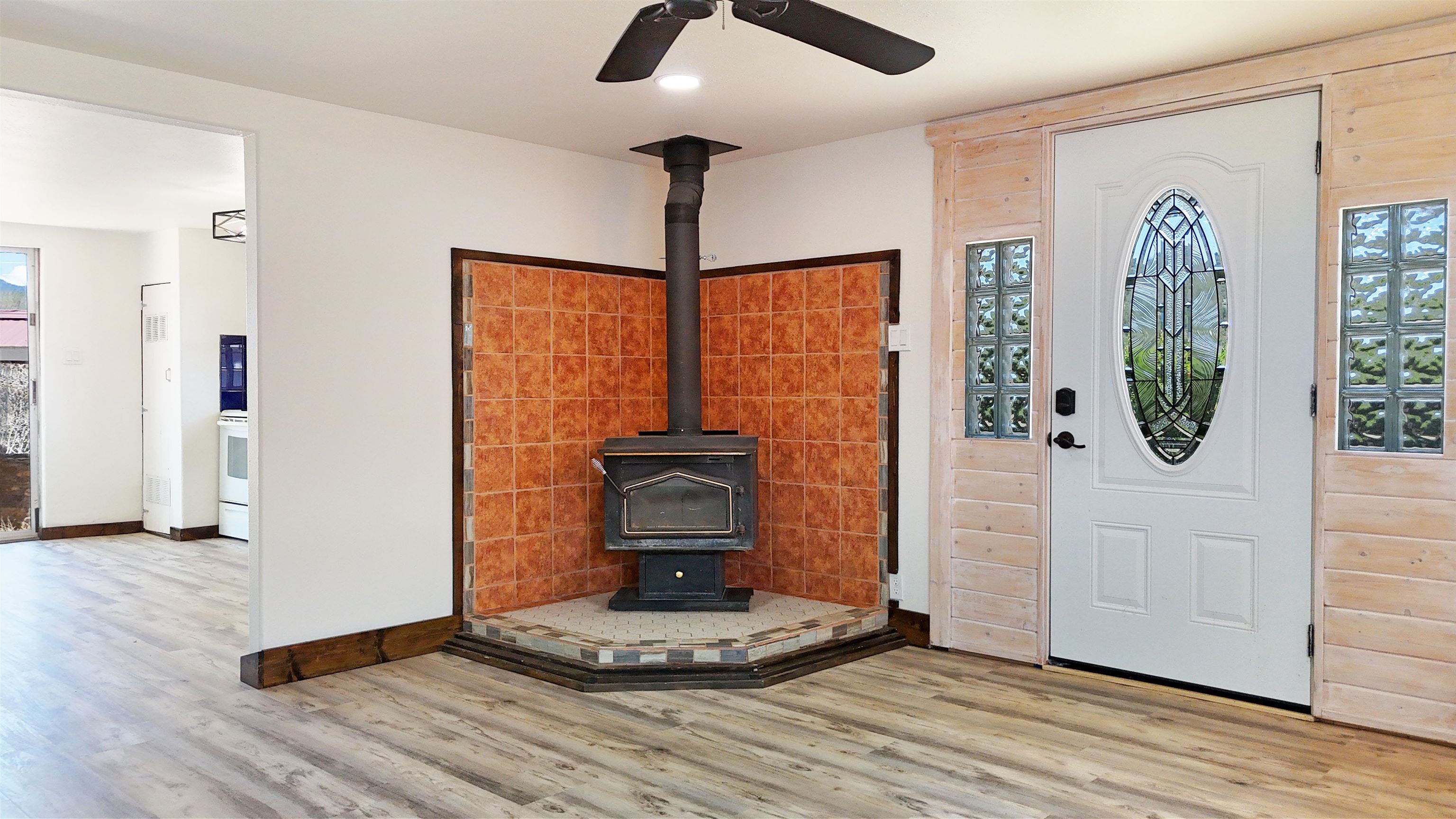 257 Cerro Road Cerro, NM 87519 - Photo 3 of 34 Gallery Image 3