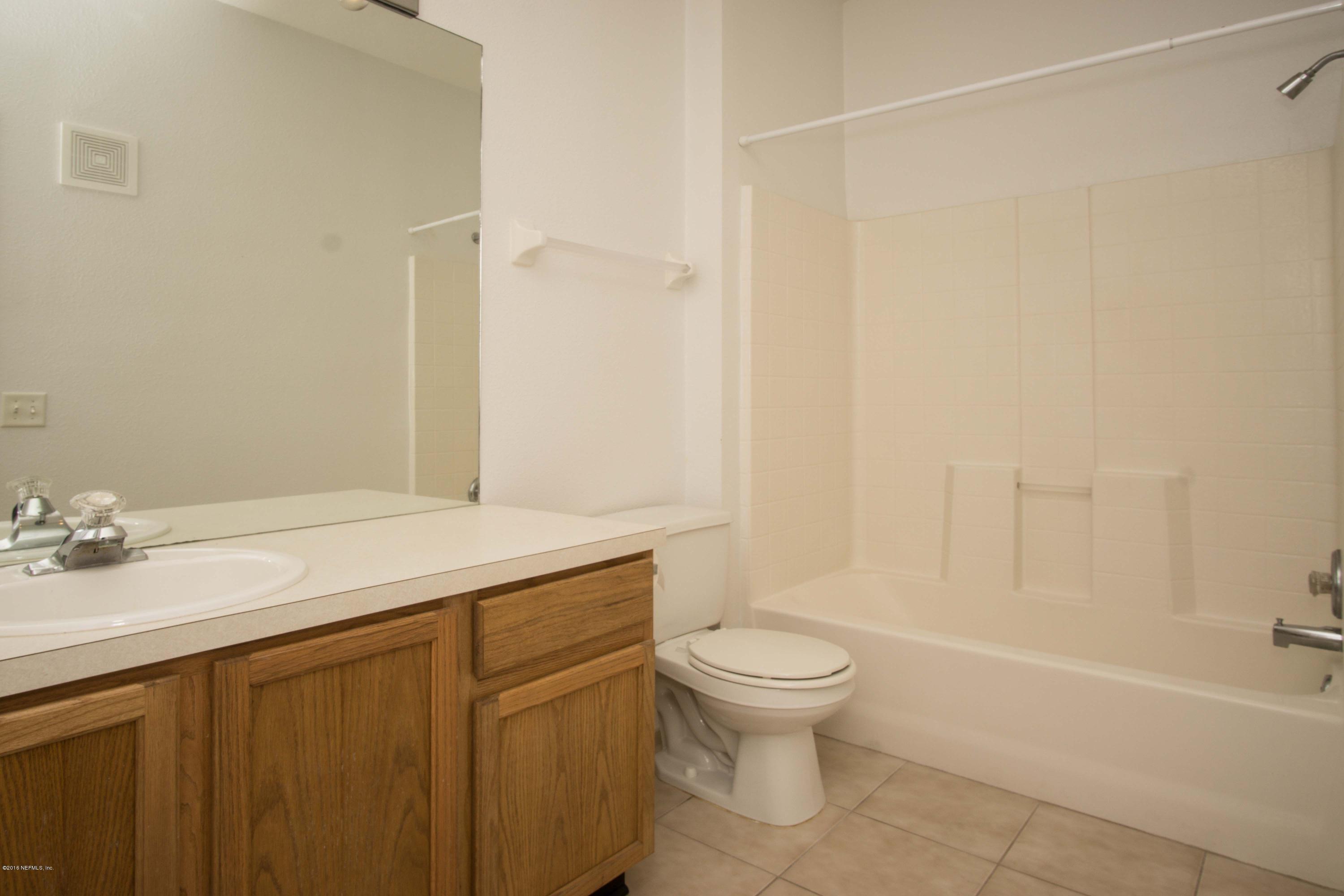 10550 Baymeadows Road, Unit 717 Jacksonville, FL 32256 - Photo 13 of 15 Bath 2