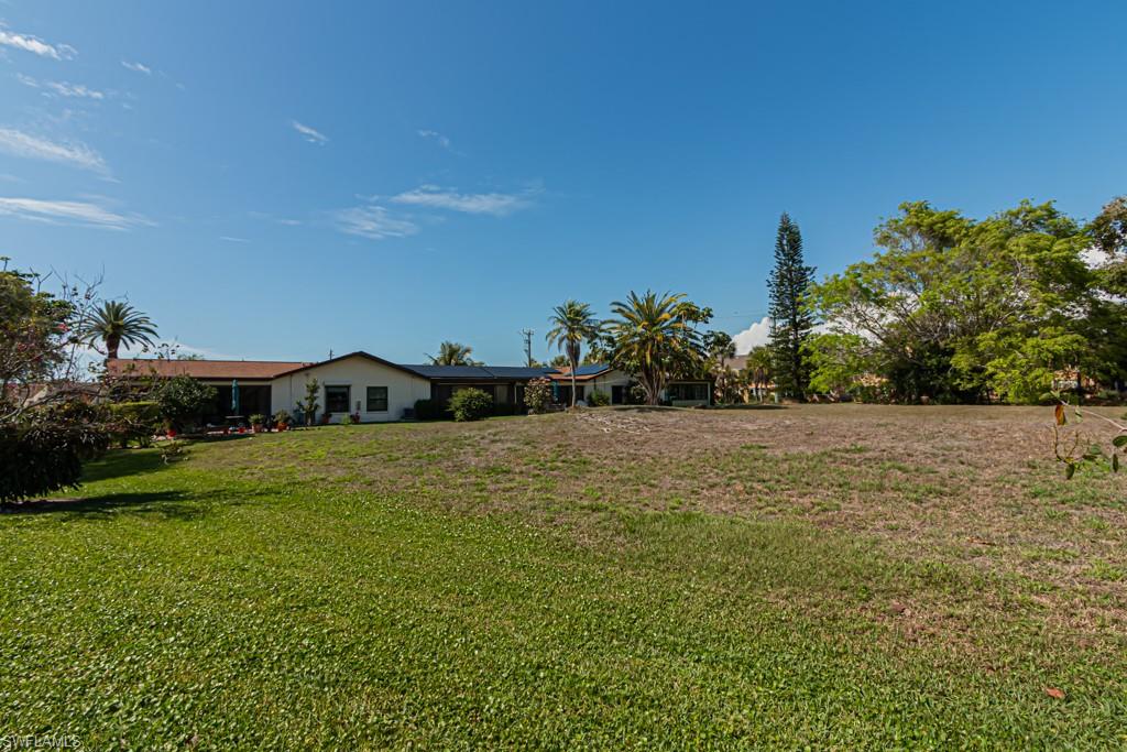 187 Round Key Circle, Unit D3 Naples, FL 34112 - Photo 44 of 50 Gallery Image 44