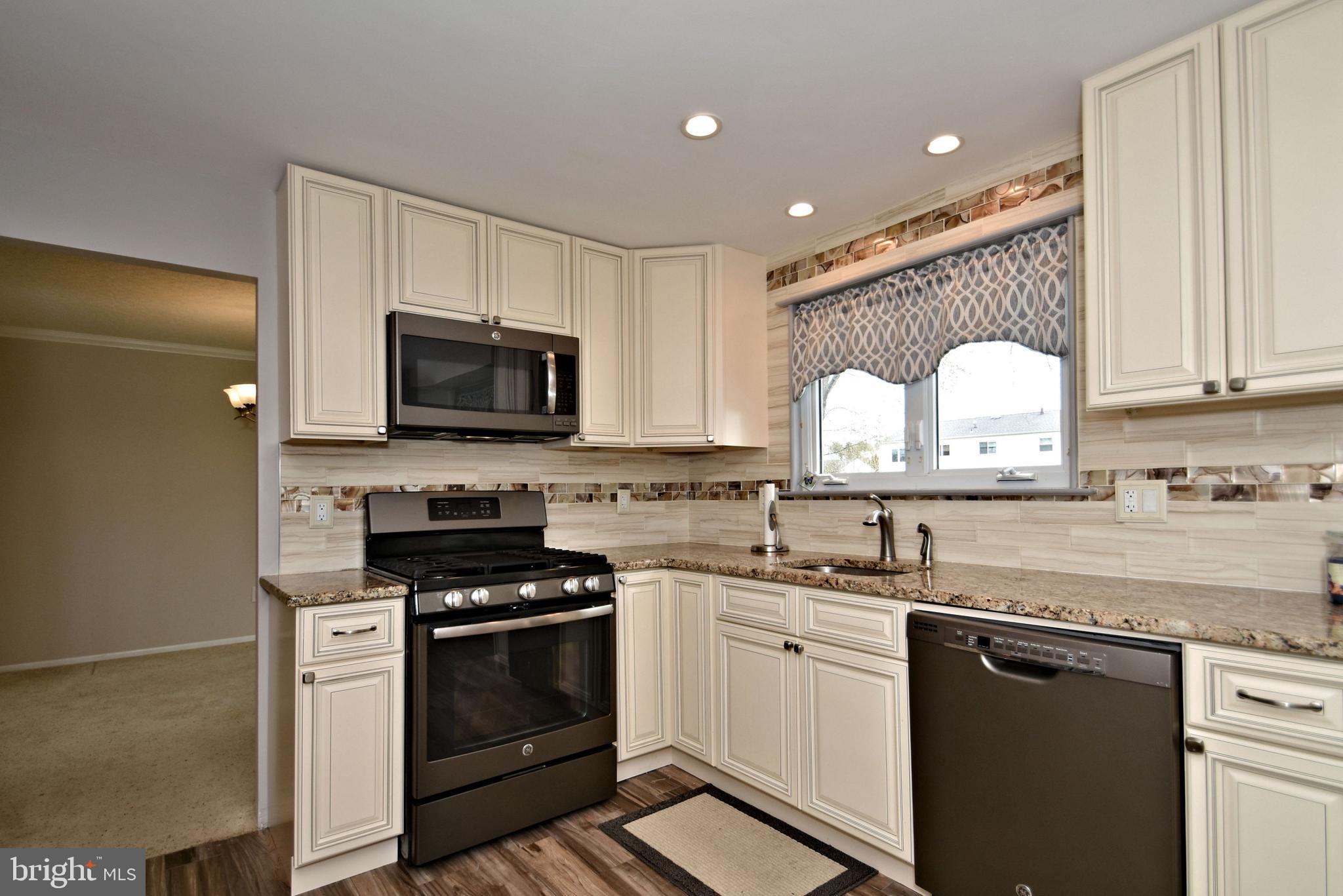 1551 Deer Run Road Warminster, PA 18974 - Photo 11 of 57 Gallery Image 11