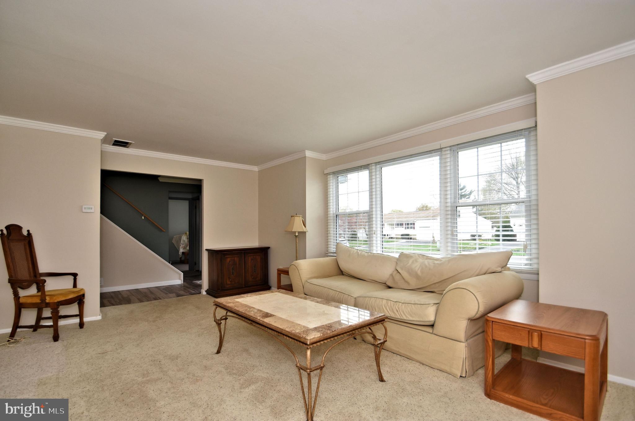 1551 Deer Run Road Warminster, PA 18974 - Photo 14 of 57 Living Room