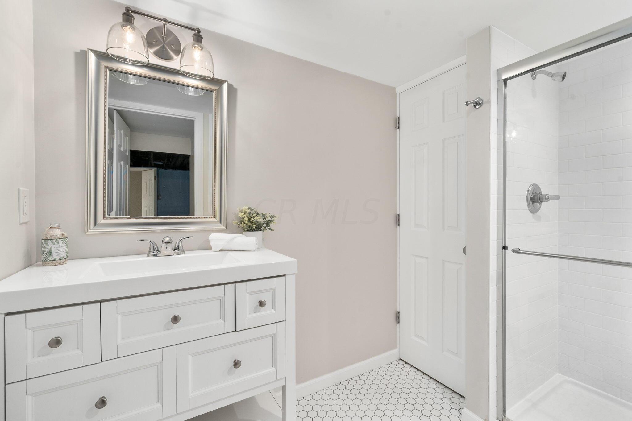 2617 Cranford Road Columbus, OH 43221 - Photo 42 of 64 40-web-or-mls-DSC07425