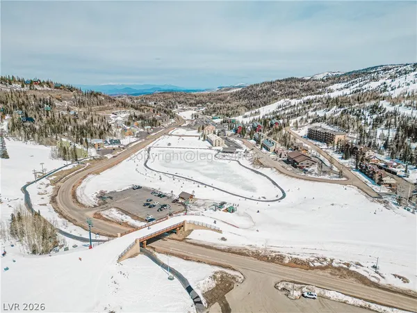$349,900 | 407 South Vasels Road, Unit 49, Brian Head, UT 84719