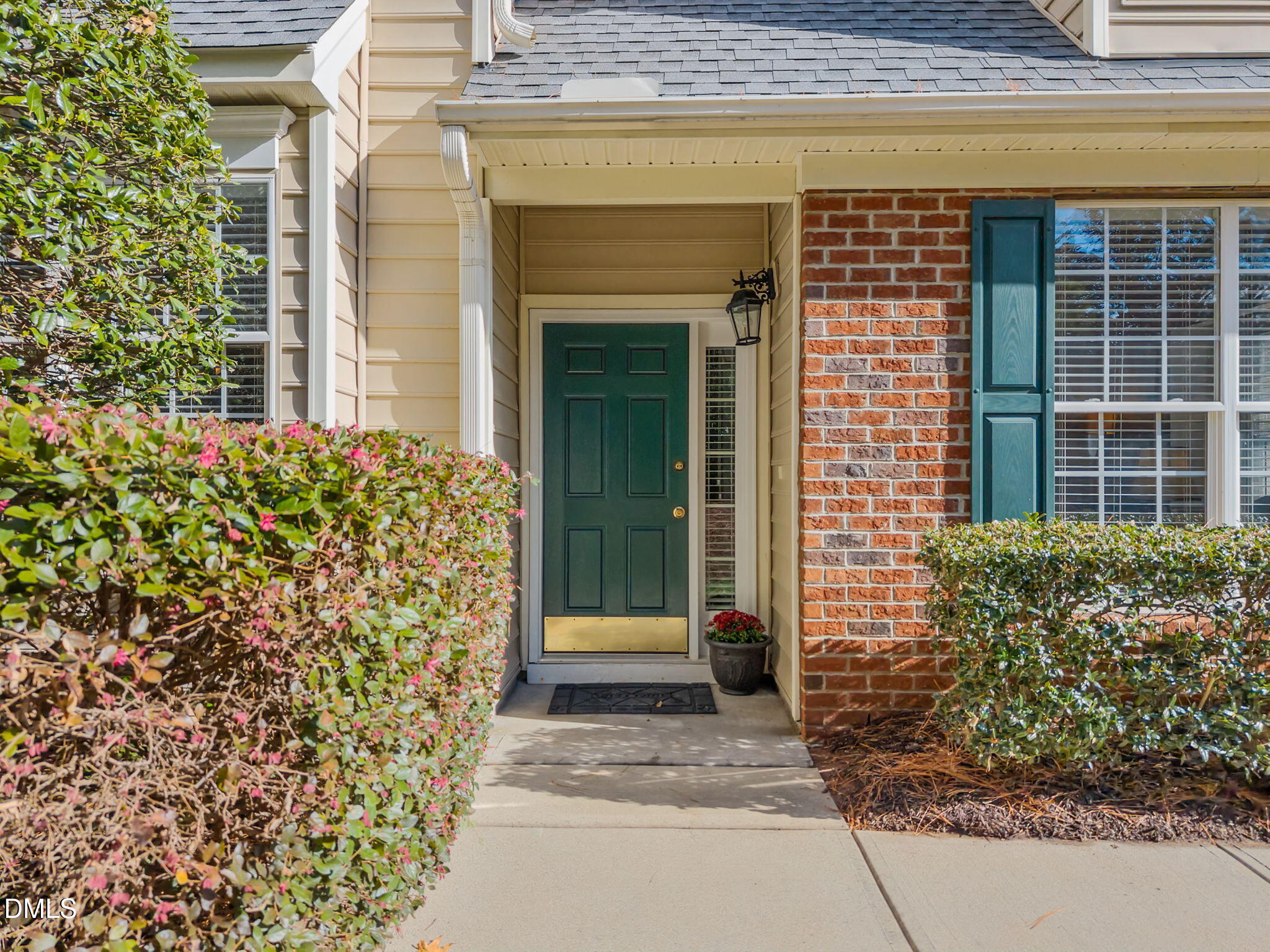 9503 Lost Key Court Raleigh, NC 27617 - Photo 8 of 34