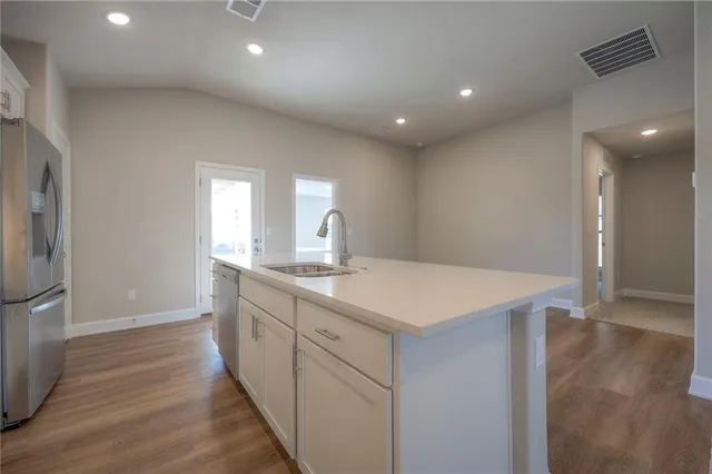 $405,000 | 26561 West 84th Street, Lenexa, KS 66227