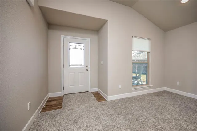 $405,000 | 26561 West 84th Street, Lenexa, KS 66227