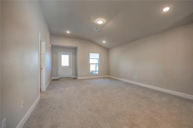 $405,000 | 26561 West 84th Street, Lenexa, KS 66227