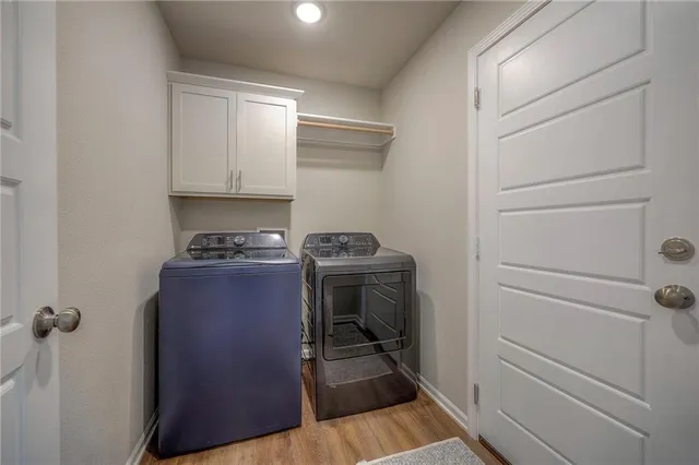 $405,000 | 26561 West 84th Street, Lenexa, KS 66227