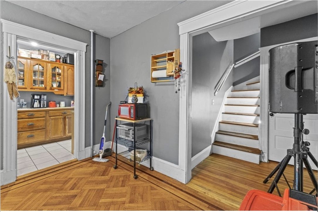 58 Oakley Road Woonsocket, RI 02895 - Photo 12 of 20