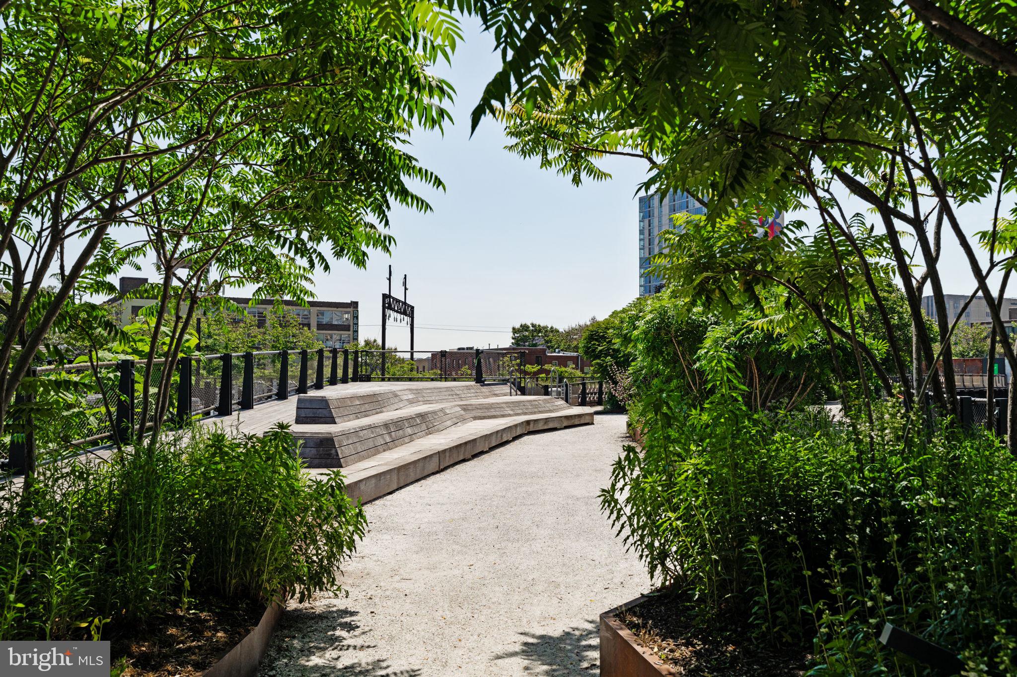 429 North 13th Street, Unit 5G Philadelphia, PA 19123 - Photo 35 of 39 a view of a house with pool and sitting area
