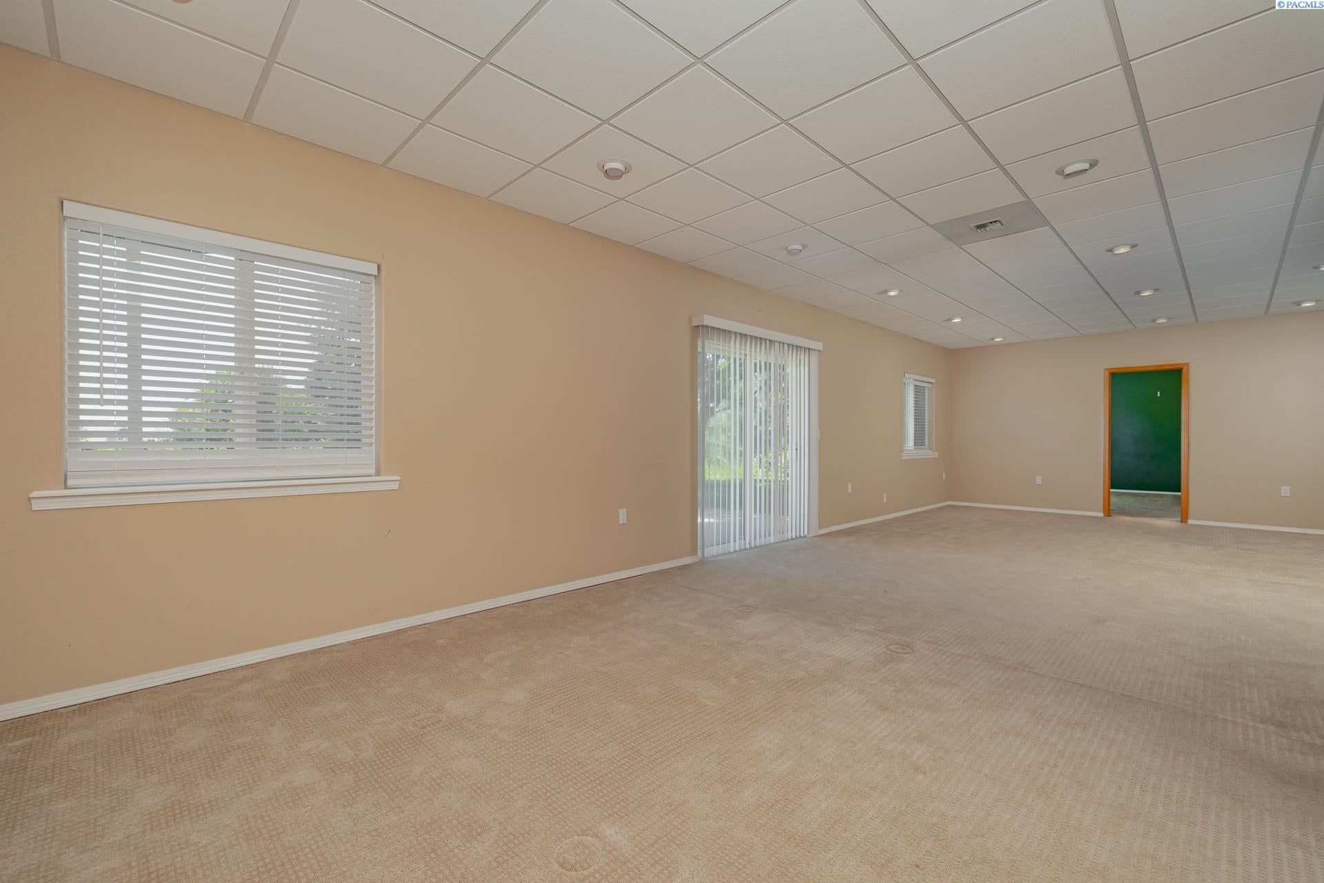 98906 East Clover Road Kennewick, WA 99338 - Photo 26 of 50 Gallery Image 26