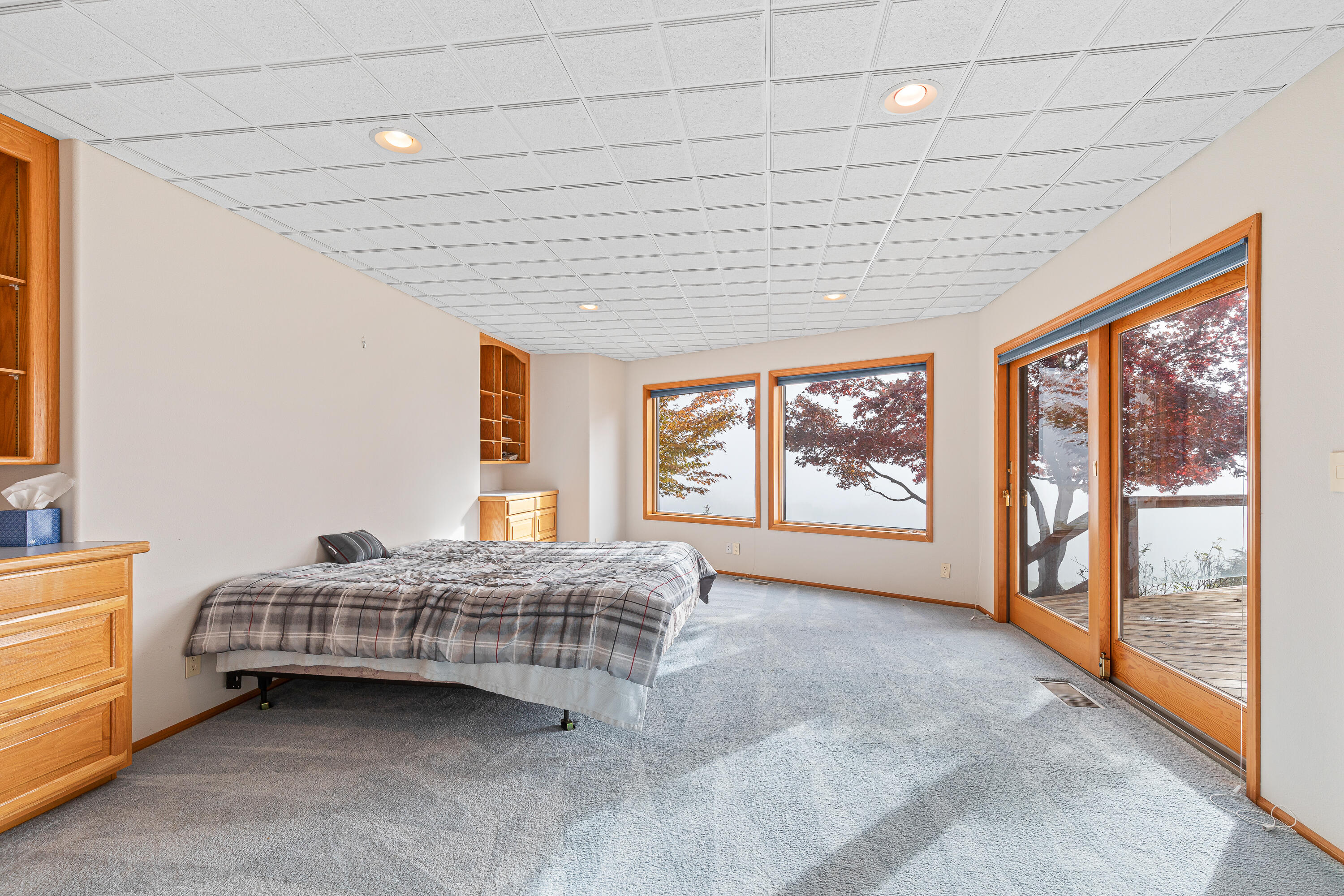6380 Tunnel Loop Road Grants Pass, OR 97526 - Photo 48 of 83 Lower Bedroom 2