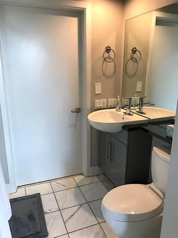 $3,500 | 300 Bowie Street, Unit 3003, Austin, TX 78703
